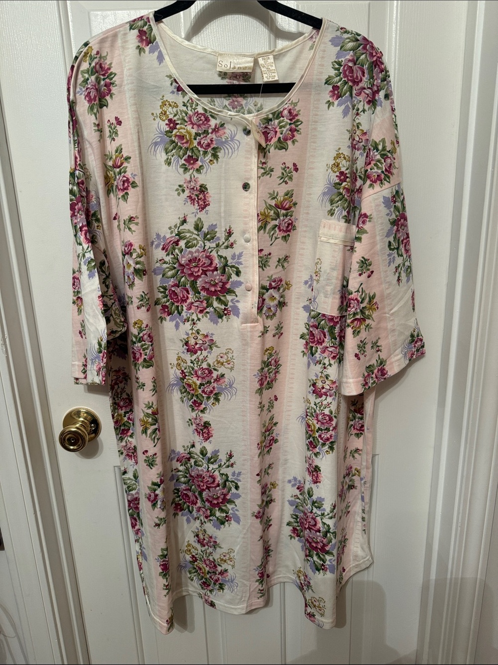 Solace /  Floral Button-Front Women's  nightgown / Size 26/28